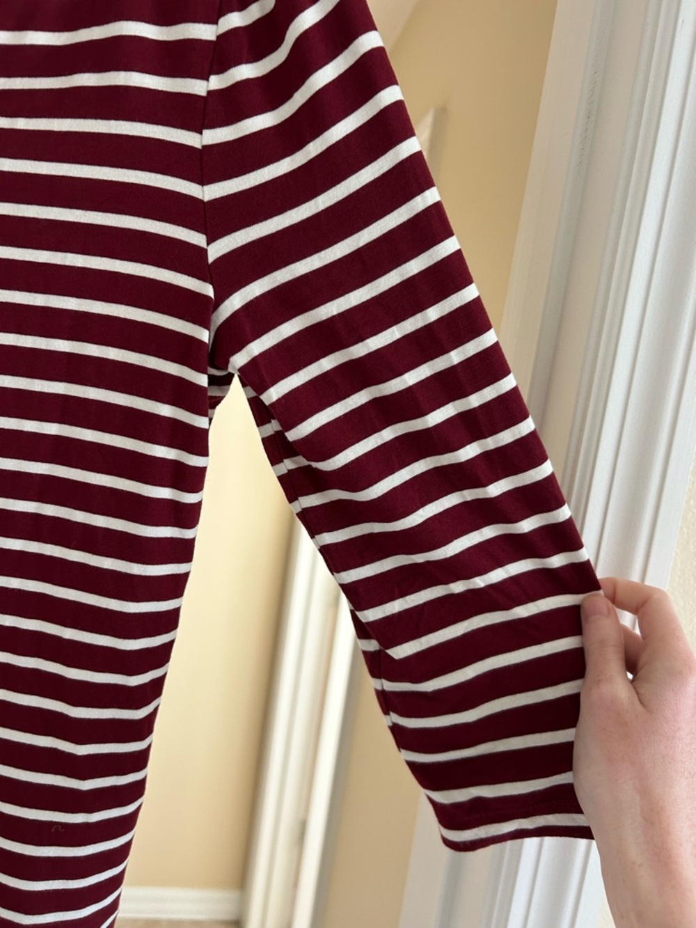 Chico's Striped V-neck Burgundy and White Size Small Short Sleeve Tee - Picture 3 of 4